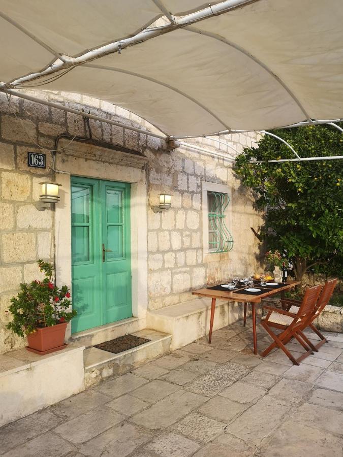 Villa Kuca Za Odmor Matic à Viganj Extérieur photo